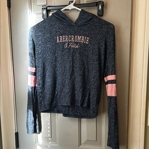 Abercrombie & Fitch girls size 9/10 long sleeve shirt with hood